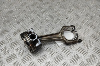 Piston BMW X2 F39 2018 OEM: 9468869,8623418 | 31881261 foto