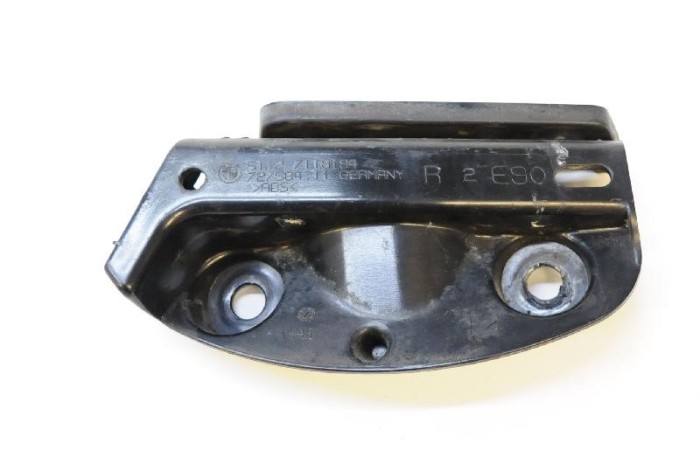 Suport bara de protecție dreapta spate BMW 3 E90 2008 OEM: 7118194 2663207