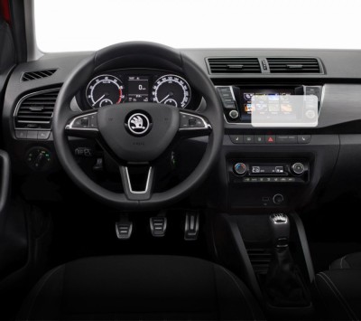 Folie Protectie Navigatie Skoda Fabia 2018-2021, Duragon, protectie Display Navigatie, silicon Transparent, Anti-zgarieturi, kit instalare foto