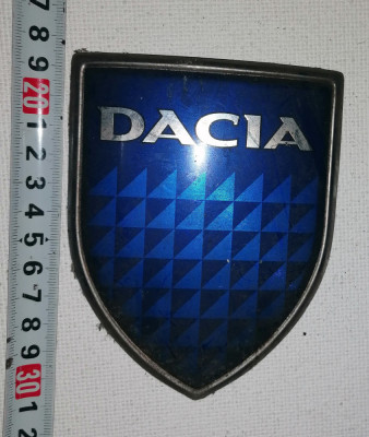 EMBLEMA DACIA LOGAN FOLOSITA foto