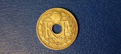 Franta 10 centime 1939 foto