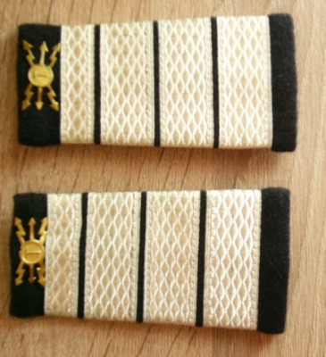 M3 C5 - Grade militare - post 89 - plutonier adjutant principal transmisiuni 1 foto