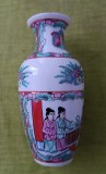 Vaza decorativa orientala din portelan
