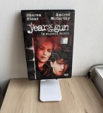 Film Subtitrat - DVD - &Icirc;n mijlocul terorii (Year of the Gun)