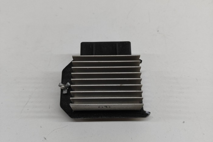 Rezistența aeroterma TOYOTA PRIUS Hatchback _W2_ 2008 OEM: 87165-13010 30046305