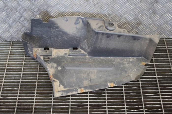 Scut motor st&acirc;nga spate BMW 4 Coupe F32, F82 2015 OEM: 7260769 11169391