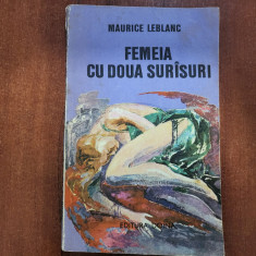 Femeia cu doua surasuri de Maurice Leblanc