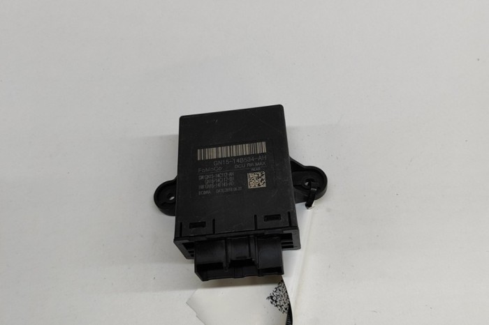 Modul de control ușă dreapta spate FORD ECOSPORT 2019 OEM: GN15-14B534-AH,GN15-14C112-AH,GN15-14C112-BH,GN15-14F145-AD | 21861587