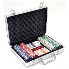 Set Poker, 200 chips, 2 pachete carti, 5 zaruri, servieta aluminiu inclusa
