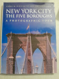 New York City. The five boroughs. A photographic tour - Carol M. Highsmith