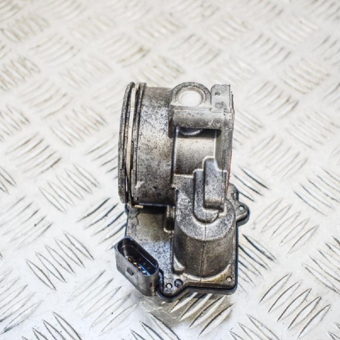Corp clapetă VW PASSAT Variant B6 3C5 2008 OEM: 03G128063G 3415439