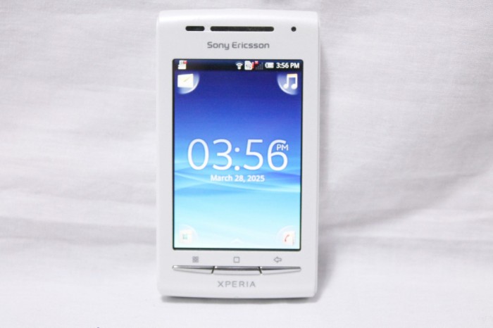 Telefon mobil Sony Ericsson Xperia X8 E15i Android 1.6 Donut - retro vintage