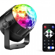 Proiector Disco LED RGB cu Telecomanda, Senzori de Sunet, 7 moduri diferite de iluminare, 9 x 8,5 cm