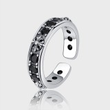Cumpara ieftin Material: Argint 925 autentic (Sterling Silver)Finisaj: Argint lucios natural cu element central partial placat cu aur galbenPietre: Cristale fine Cub