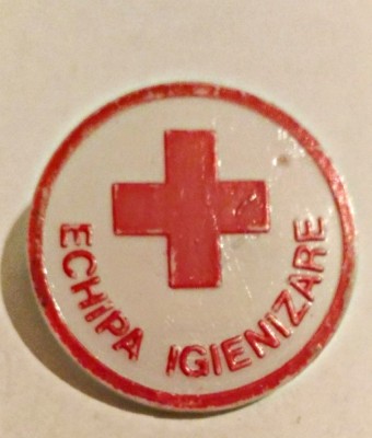 MEDICINA INSIGNA CRUCEA ROSIE INSIGNA ECHIPA IGIENIZARE 30,45 MM foto