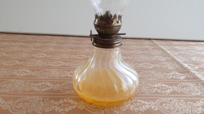 LAMPA, LAMPITA DIN STICLA, CU STICLA DE LAMPA, LUCRATA MANUAL, COLECTIE foto