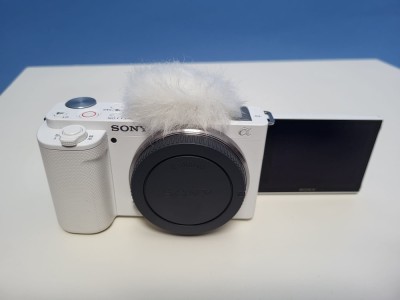 Vand camera foto SONY ZV-E10 mirrorless vlogging body foto