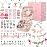 Cumpara ieftin Set Realizare Bratari Colorate, Contine Diverse Bijuterii, Pandantive si Margele, 69 Piese, 3 Bratari, 3 Coliere, Dezvolta Abilitatile Manuale, Portab