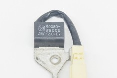 TOYOTA AVENSIS _T25_ 2003 OEM: 90080-88002 SKU: 13133562