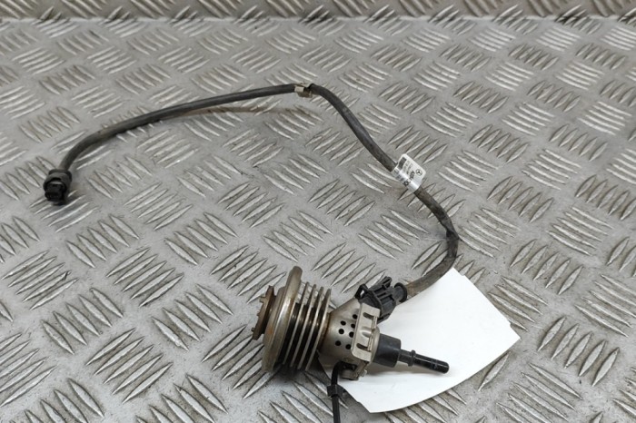 Injector AdBlue VW CRAFTER 30-50 Furgon 2E_ 2016 OEM: A9064900913,A0005400502 | 27875581