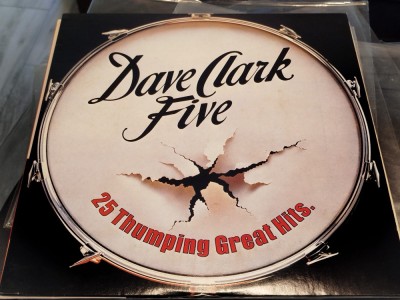 Vinil LP # Dave Clark Five &amp;lrm;&amp;ndash; 25 Thumping Great Hits (EX) foto
