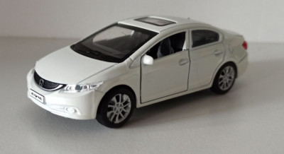 Macheta Honda Civic MK9 Sedan Facelift 2014 - TechnoPark 1/32 foto