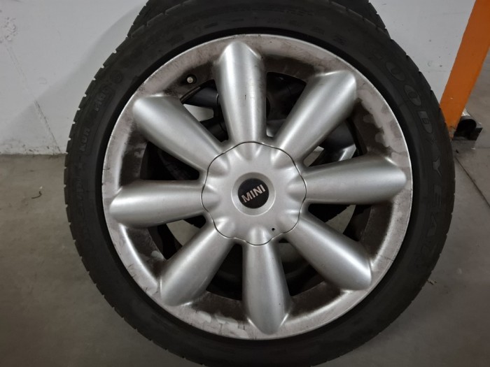 V&acirc;nd jante originale R18 Mini Countryman R60