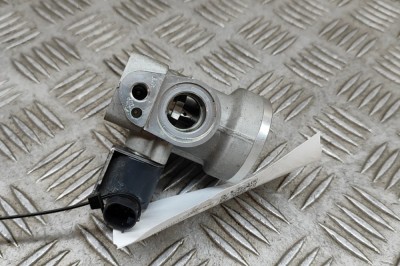 Supapa de expansiune aer condiționat BMW i3 I01 2019 OEM: 9292573,VCS-QP6BMG-2 25193955 foto