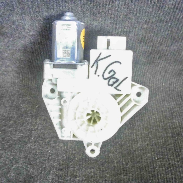 Motor macara geam ușă st&acirc;nga spate VW PASSAT B8 3G2 2015 OEM: 5Q4959812E 1609290