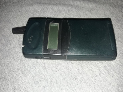 Telefon Mobil ORIGINAL Sony Ericsson GF788-NETESTAT fara incarcator,TELEFON VECH foto