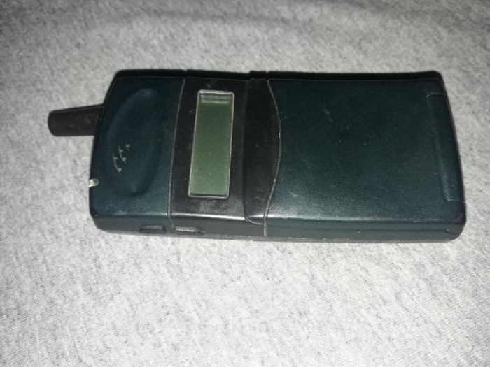 Telefon Mobil ORIGINAL Sony Ericsson GF788-NETESTAT fara incarcator,TELEFON VECH