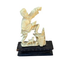 OBIECT VINTAGE DECORATIV DIN FILDES, LUCRAT MANUAL, ASIA