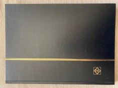 Leuchtturm BASIC clasoar pentru timbre 8 file/16 pagini negre