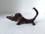Jucarie vintage anii 60 caine / catel / Dachshund, confectinat manual din piele intoarsa, 16cm lungime