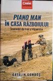 Piano Man &icirc;n casa războiului, Corint