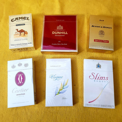 DUNHILL-CAMEL-BENSON-CARTIER-RAQUEL-VOGUE-6 PACHETE SIGILATE-DE COLECTIE-ANII 90 foto