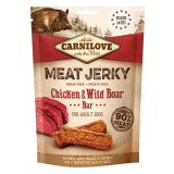 Carnilove Jerky Pui cu baton din V&acirc;nat de Mistreț, punguță recompense fară cereale c&acirc;ini, 100g