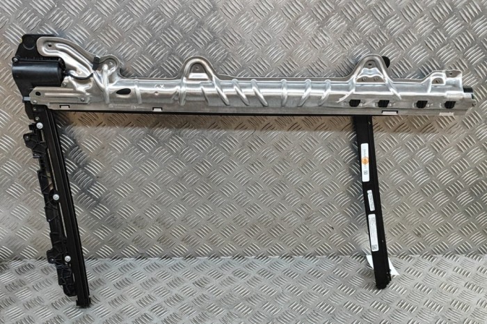 Rulou parasolar ușă st&acirc;nga spate BMW X7 G07 2023 OEM: 7460477,7482517 31089929