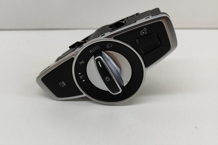 Modul de control comutator faruri MERCEDES-BENZ C W205 2016 OEM: A2059056500,10079443 21742613