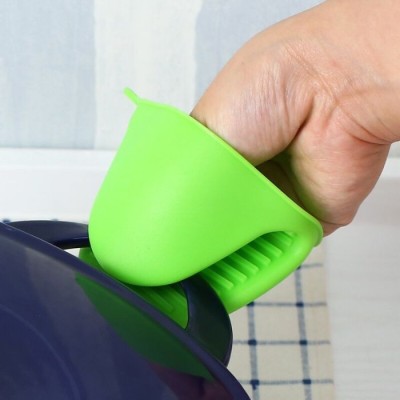 Set Manusi pentru gatit rezistente la caldura si antialunecare foto