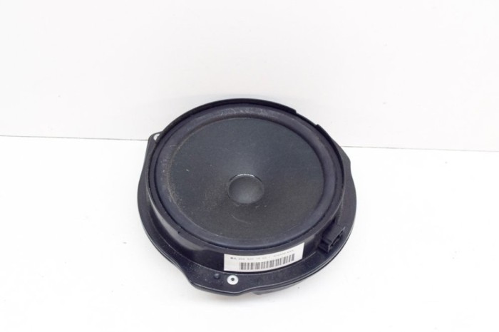Difuzor ușă st&acirc;nga față MERCEDES-BENZ E Cabrio A207 2015 OEM: A2048201902 13981323