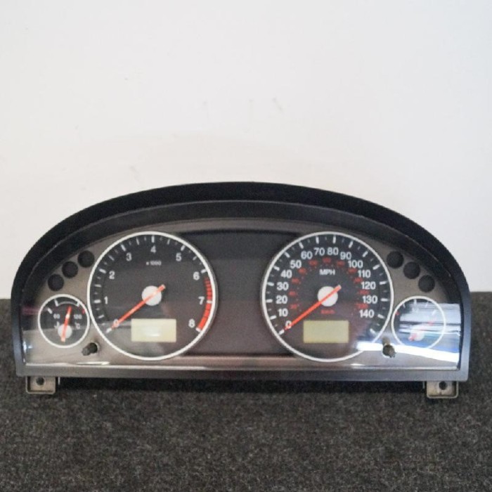 Ceas de bord FORD MONDEO III B5Y 2005 OEM: 3S7F-108413S7T-10849 2421755