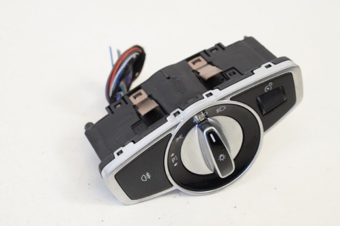 Modul de control comutator faruri MERCEDES-BENZ VITO Tourer W447 2017 OEM: A2059057007 11251346
