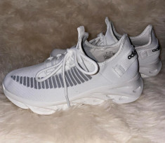 Pantofi sport Adidas dama albi noi din panza usori masura 36 foto