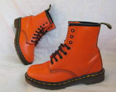 Bocanci/ghete/cizme Dr. Martens originali, piele , marime 37-37.5 (23.5 cm) foto