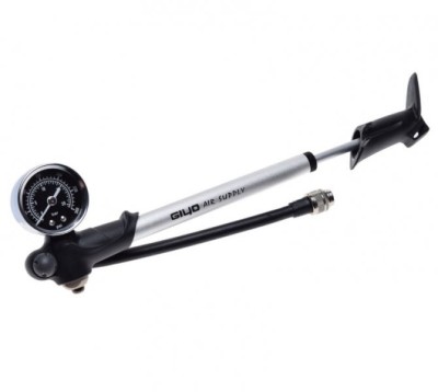 Pompa suspensie cu manometru GIYO din aluminiu, 300 psi Cod:AWR1814B foto