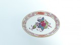 n Farfurioara Herend, pictata manual, veche