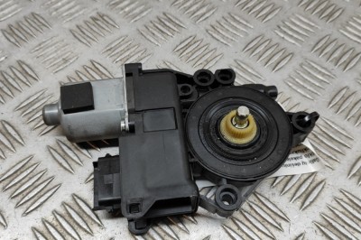Motor macara geam ușă dreapta spate KIA SORENTO II XM 2012 OEM: 83460-2P010 27967148 foto