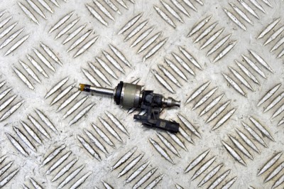 Injector de combustibil SKODA KAMIQ 2021 OEM: 05C036,0261500443 17592984 foto