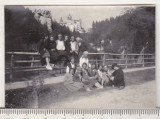Bnk foto Excursionisti la Bran - interbelica, Alb-Negru, Romania 1900 - 1950, Cladiri